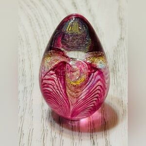 Glass Eye Studio Dichroic Egg Paperweight Cranberry Passion Flower 275S 4